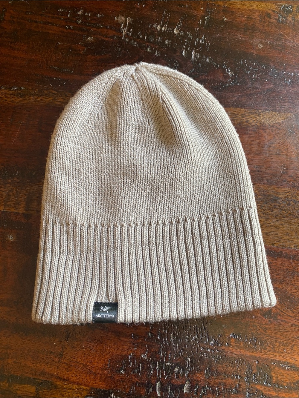 Arc'teryx Mallow Toque in rune beige wool blend beanie hat one size - Picture 3 of 5